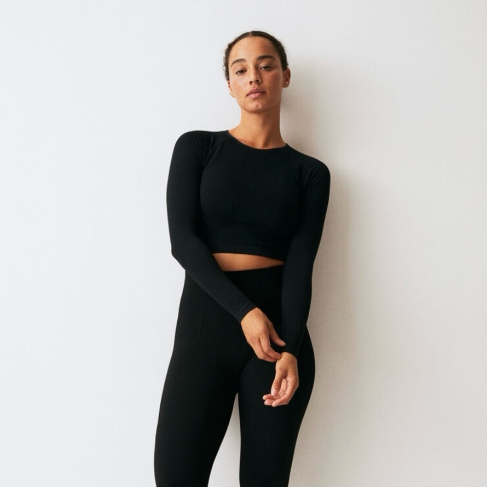 NWOT H&M Dry Move Cropped Sports Top